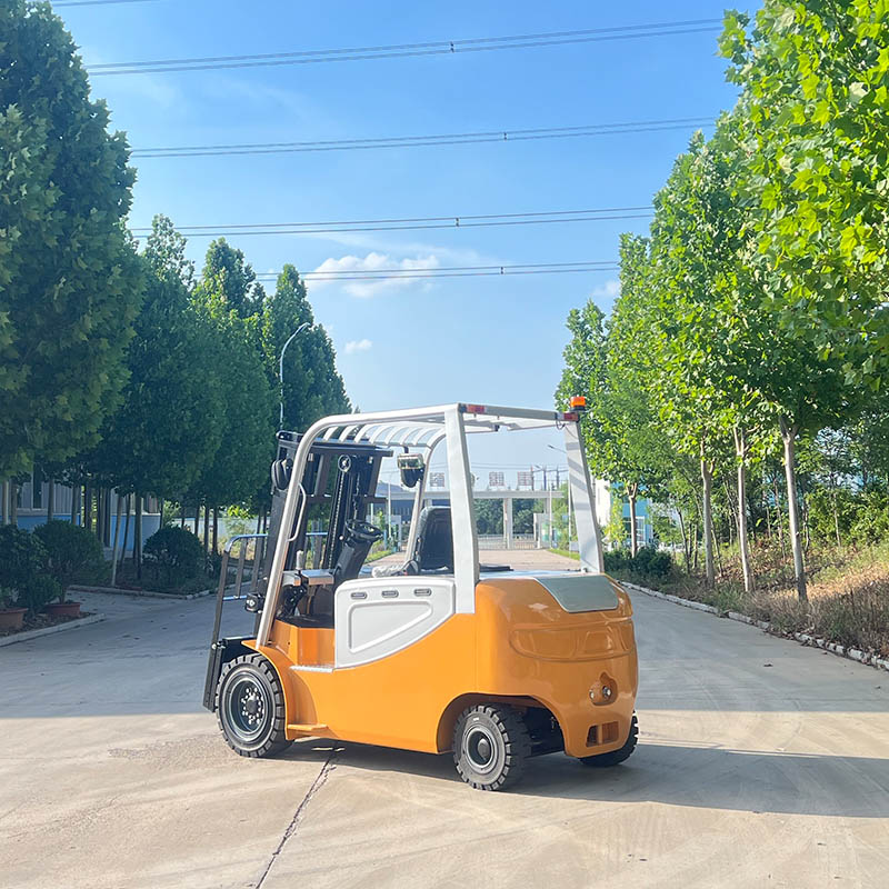 2-ton Electric Forklift