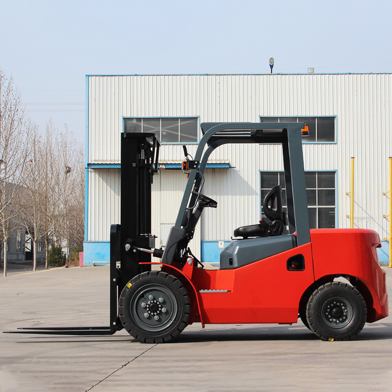 Electric powered forklift