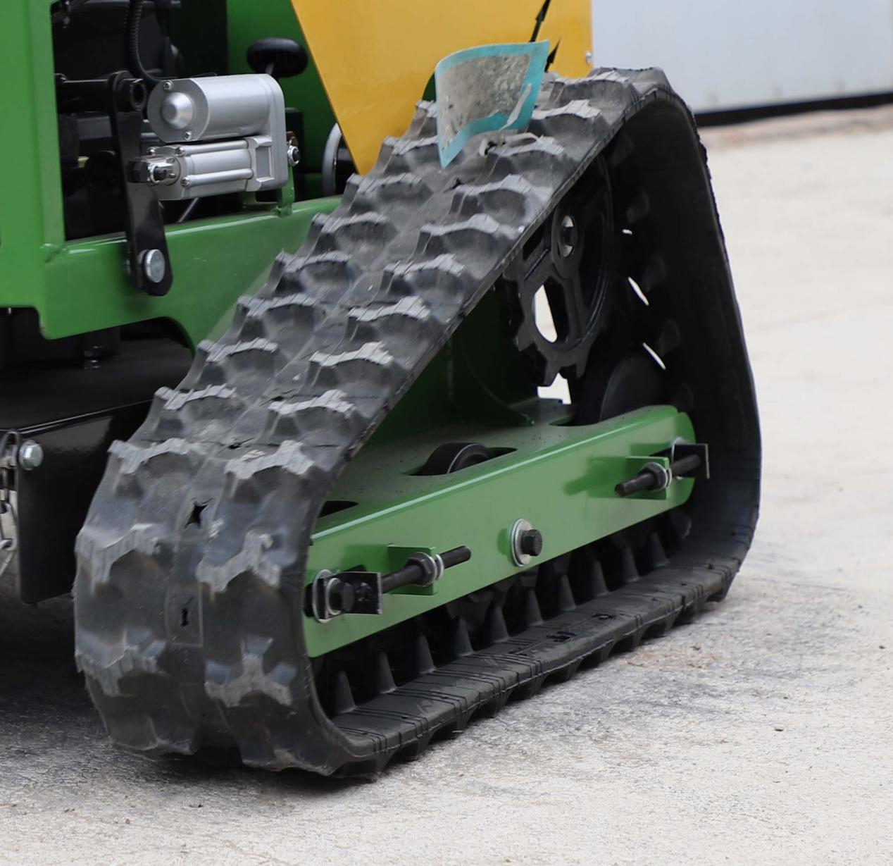 Remote Control Brush Cutter Remote Control Brush Cutter