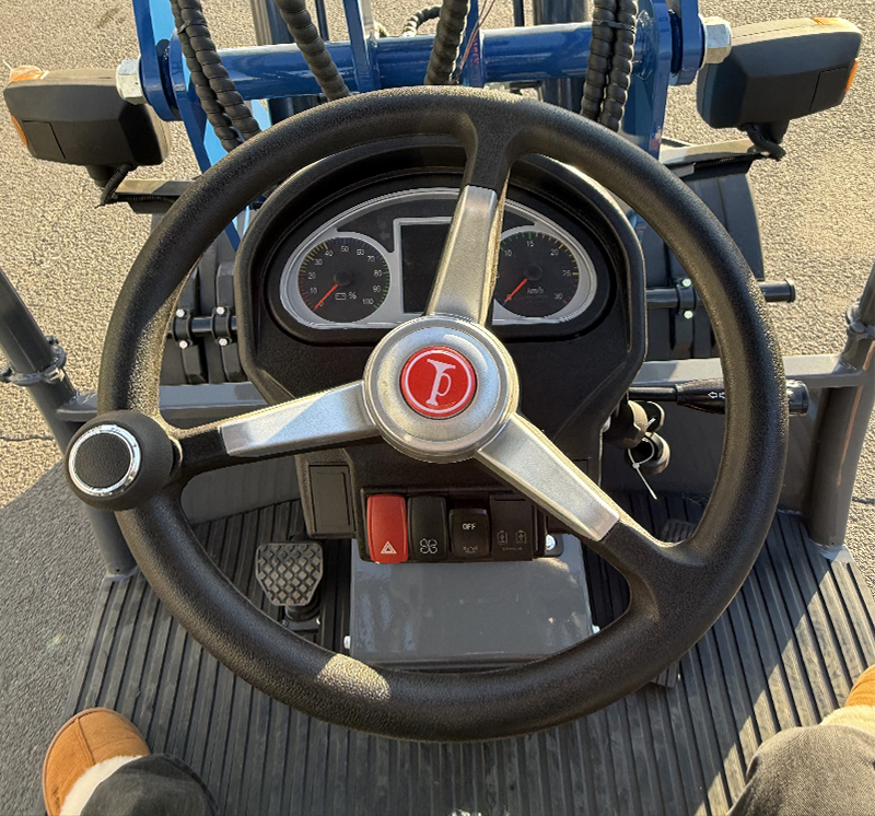 Electric wheel loader