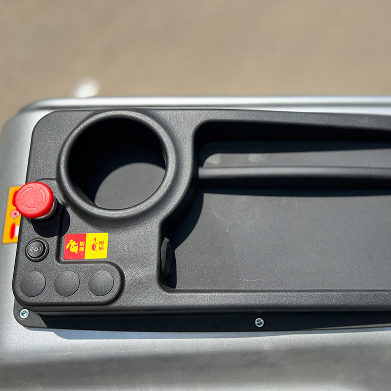 Small Electric Forklifts